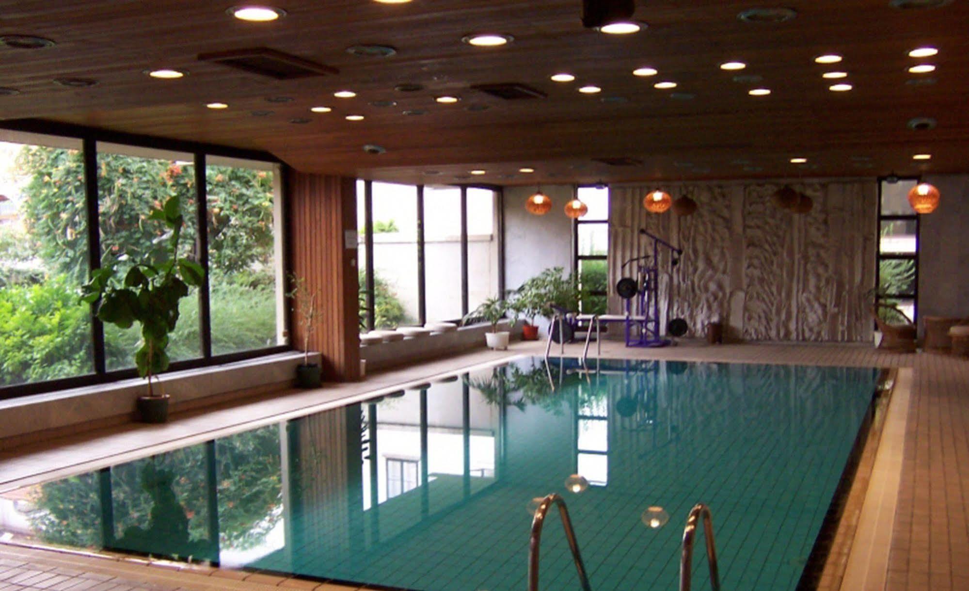 Hotel Konferencia Győr Exteriör bild
